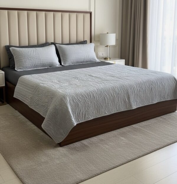 Grey Quilted Bedspread set | 90” x 95” - Image 2