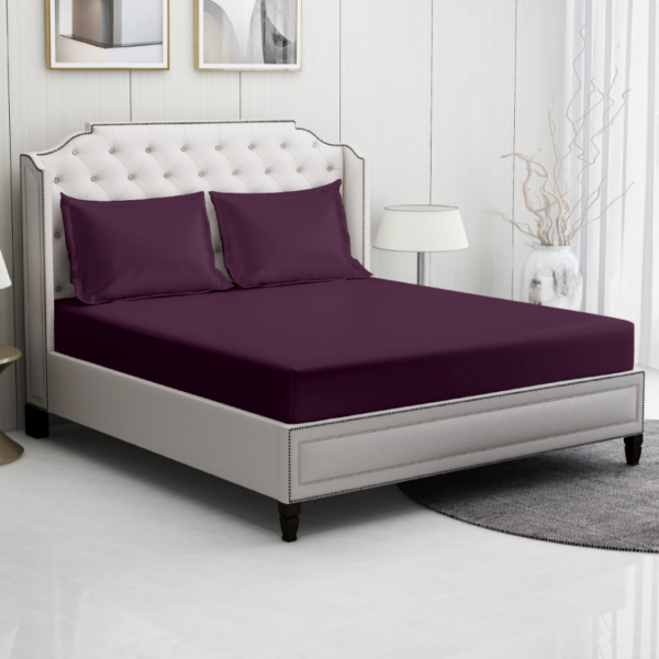 Plum bed sheet - Image 2