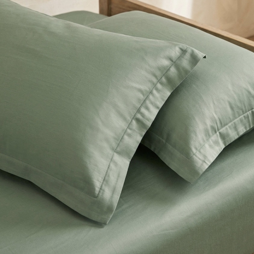 Serene Oasis Solid 100% Cotton Bedding Set | 400TC with 2 Pillow Covers - Image 4