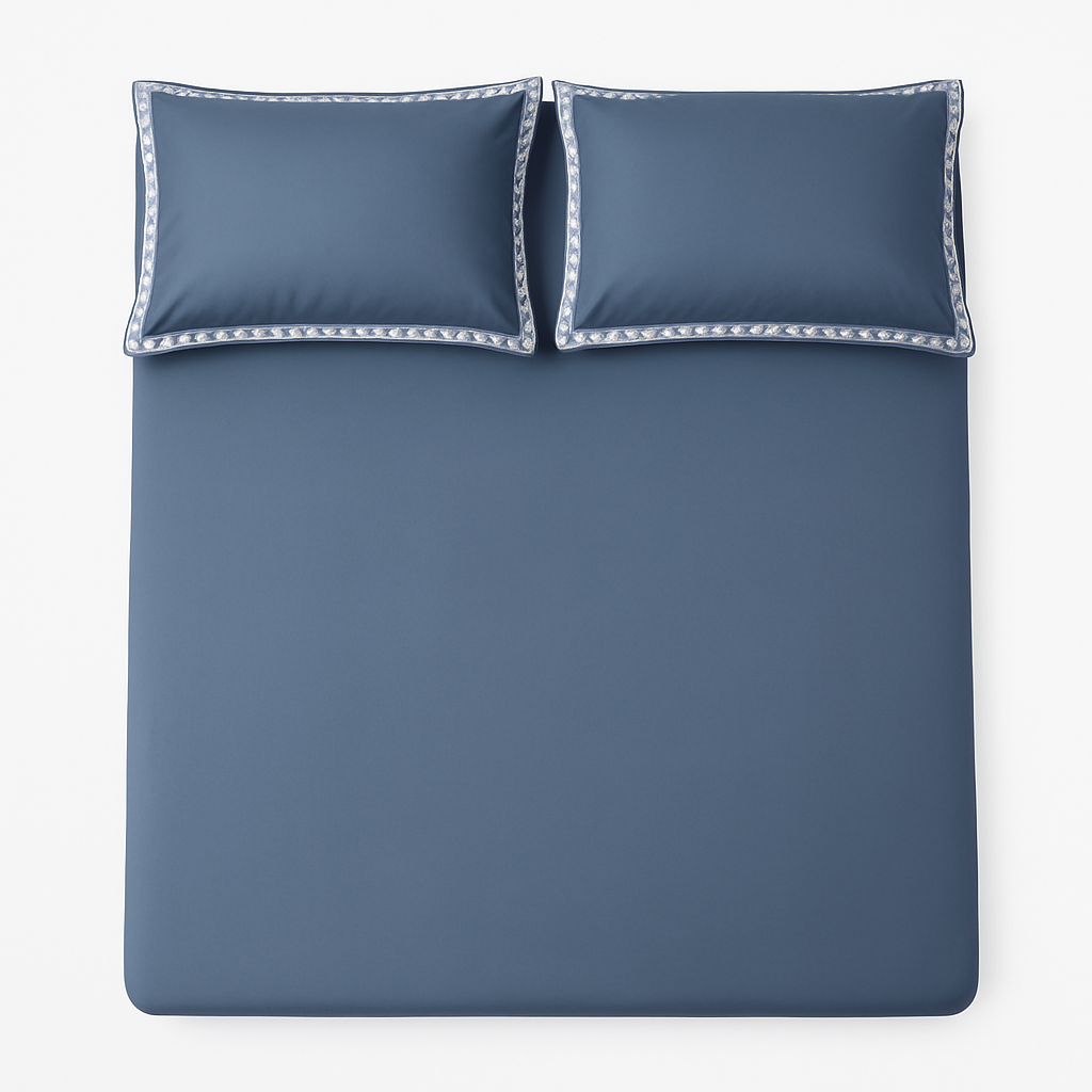 Insignia Blue bedding set - Image 9