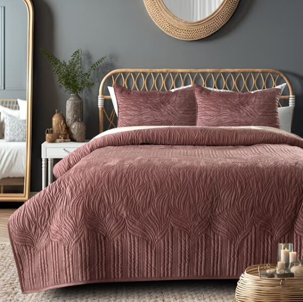 Orchid Hush Velvet Quilted Bedspread