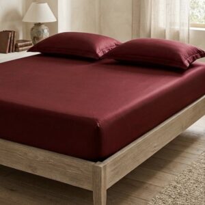 Cherry red solid bed sheet