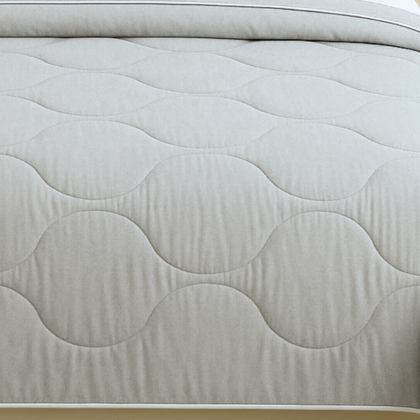 Grey Wavy Comforter with White Piping - Image 4