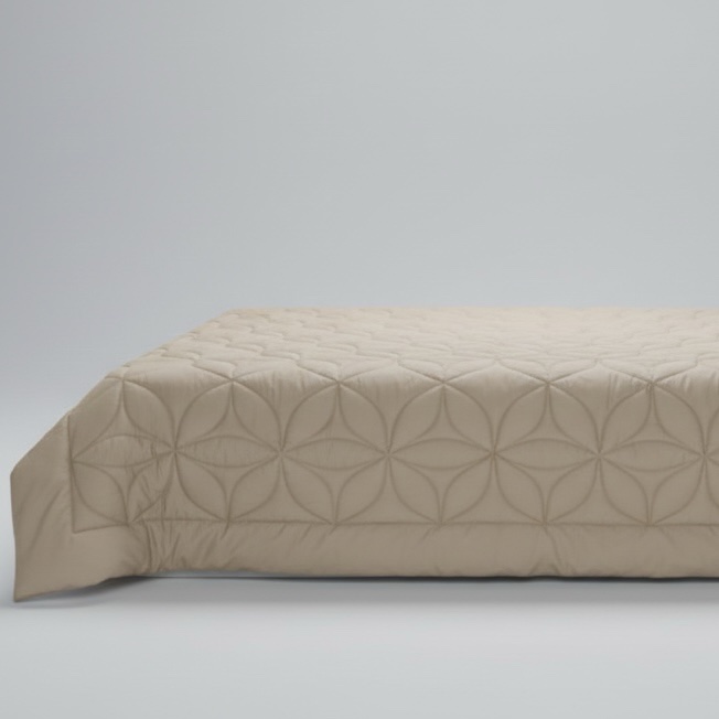 7 pcs Beige Rustic Italian Matelassé Quilt Bedding set - Image 4