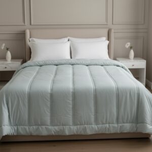 The Linear Loft Comforter in Light Green | 400 TC ~ 100% Cotton